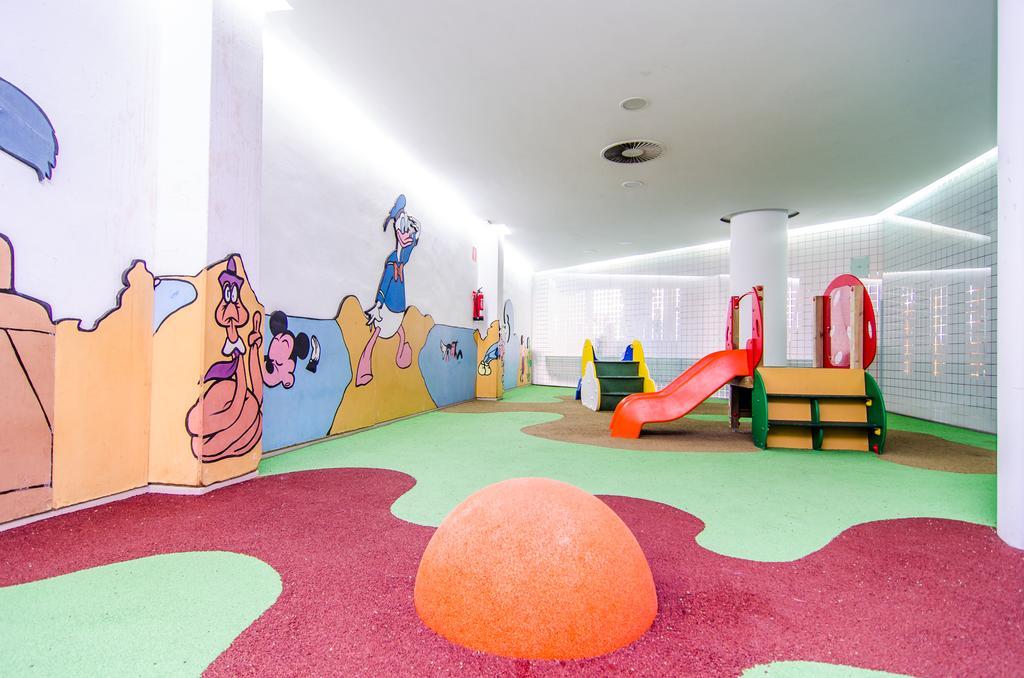 Hotel Port Fiesta Park