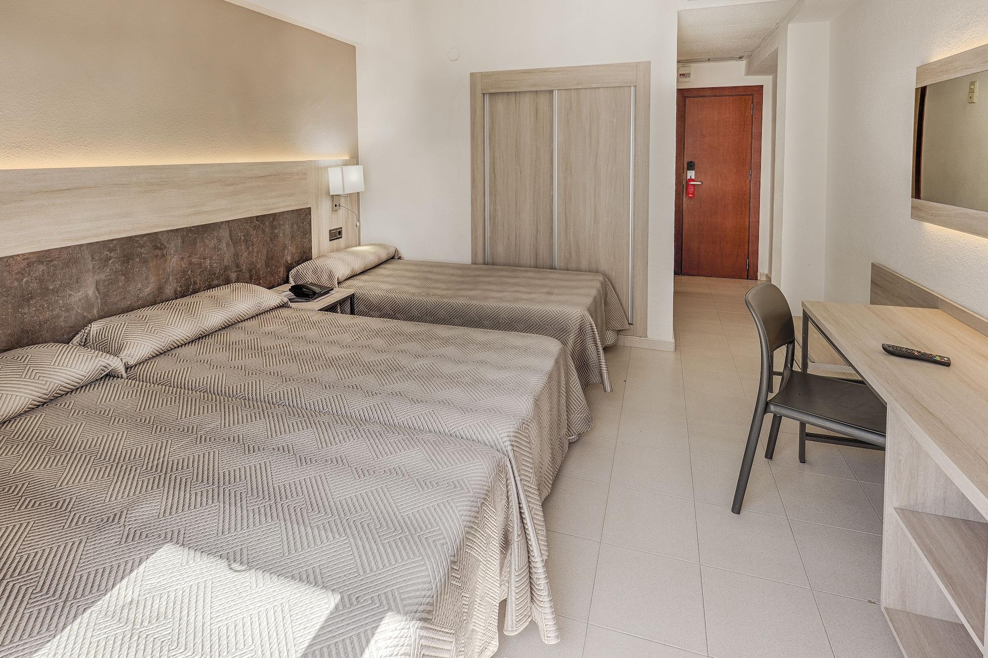 Port Fiesta Park Hotel