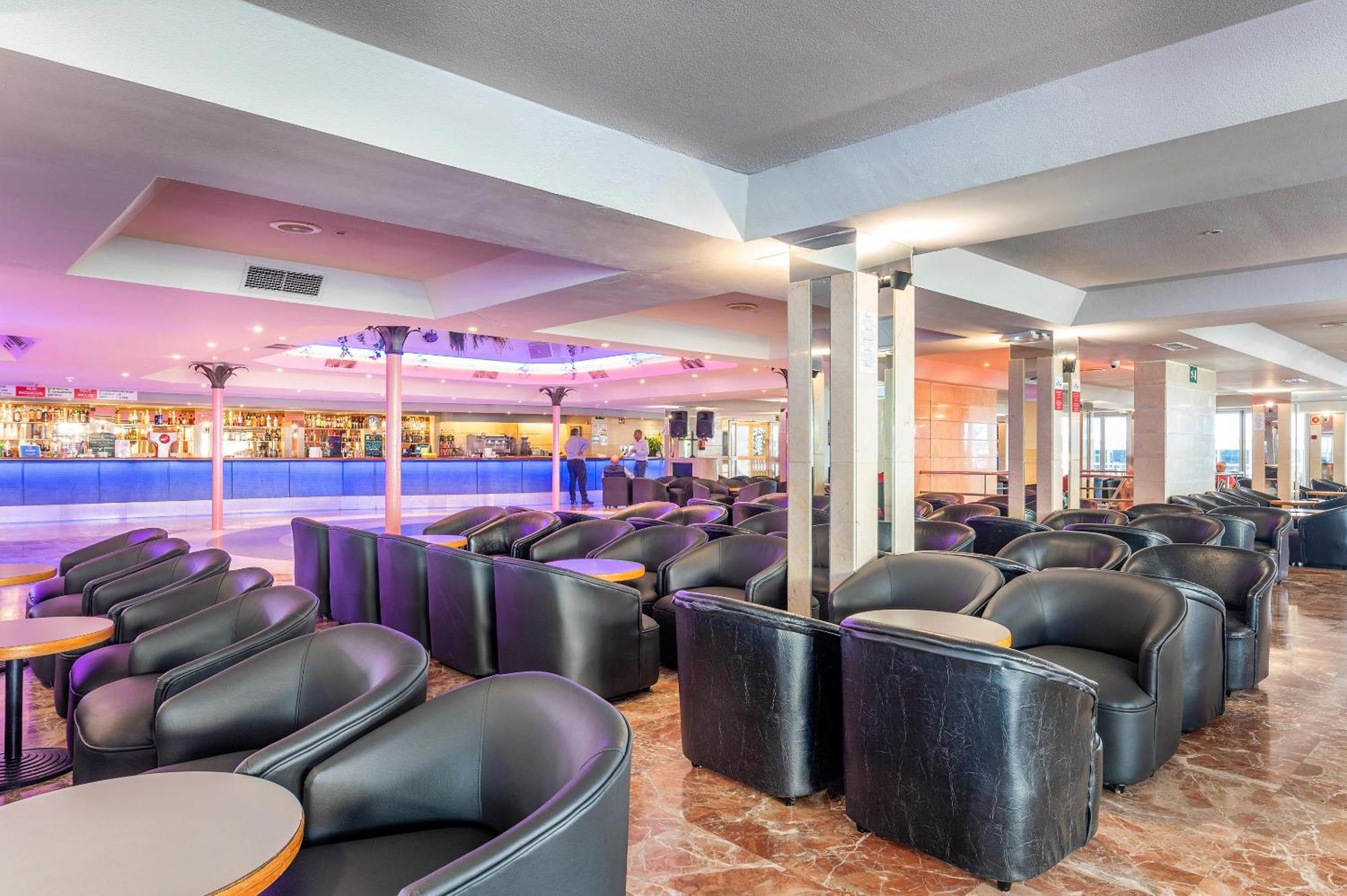 Port Fiesta Park Hotel